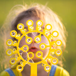 Обложка курса 'Многогранность психического здоровья: от нормы до патологии'