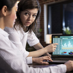 Обложка курса 'Аналитика данных и методы принятия управленческих решений'