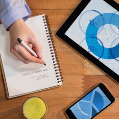 Обложка курса 'Стратегическое планирование и аналитика в цифровом маркетинге'