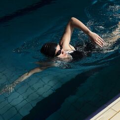 Учимся плавать легко и безопасно