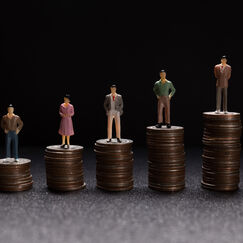 Обложка курса 'Создание и продвижение продукта: от юнит-экономики до выбора целевой аудитории и монетизации'