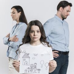 Обложка курса 'Психология родительства: преодоление стереотипов и основы здорового развития детей'