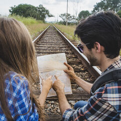 Обложка курса 'Теория и практика культурно-проектной деятельности: специфика малых городов и удаленных территорий'