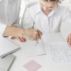 Обложка курса 'Дидактические основы формирования практических навыков и умений в образовательном процессе'