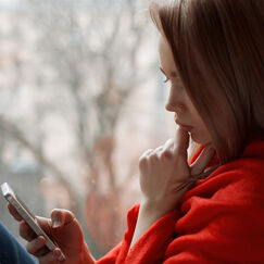 Обложка курса 'Основы психологической помощи по телефону'