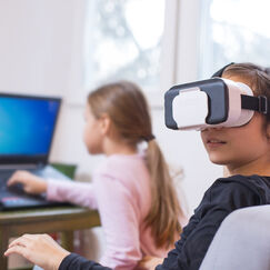 Обложка курса 'Инновационные технологии в образовании: геймификация, виртуальная и дополненная реальность'