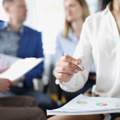 Обложка курса 'Основы организационного консультирования'