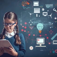 Обложка курса 'Профессиональный навигатор: стратегии развития интереса к учебе и самоопределения в цифровую эпоху'