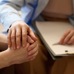 Обложка курса 'Психоонкология: комплексный подход к поддержке пациентов'