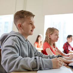 Обложка курса 'Современные подходы к преподаванию и внеурочной деятельности по предмету «Основы безопасности и защиты Родины»'