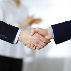 Обложка курса 'Коммуникативный интеллект: искусство построения деловых отношений'