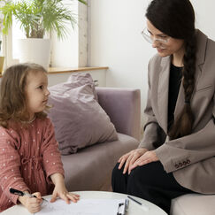 Обложка курса 'Психолого-педагогическое сопровождение детей с ОВЗ'