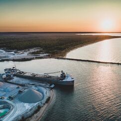 Экологическая безопасность судоходства и портовой инфраструктуры