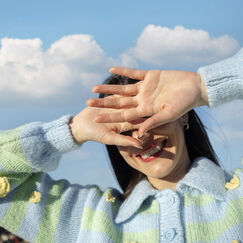 Обложка курса 'От мифов о счастье к личным ценностям: построение осмысленной жизни'