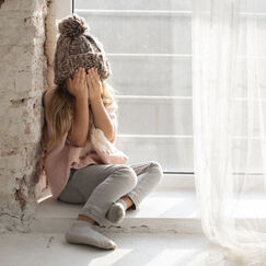 Обложка курса 'Психологическая помощь при депрессии и утрате'