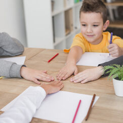 Обложка курса 'Развитие мотивации и навыков самостоятельного обучения у младших школьников'