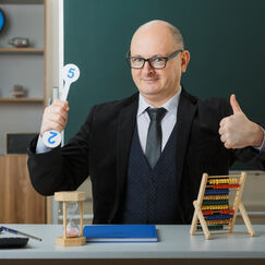 Обложка курса 'Искусство быть учителем: профессиональные компетенции и вдохновляющее классное руководство'