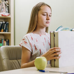 Обложка курса 'ВПР по обществознанию: функциональная грамотность и методика подготовки обучающихся'