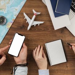 Обложка курса 'Основы менеджмента в туризме'