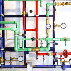 Обложка курса 'Правовые основы подключения к системам теплоснабжения, водоснабжения и водоотведения'