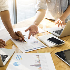 Обложка курса 'Многоуровневый маркетинг и рекомендательная система'