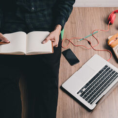 Обложка курса 'Современные методики и инструменты обучения взрослых'