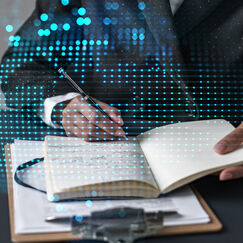 Обложка курса 'Цифровая среда: правовые аспекты и технологические решения'