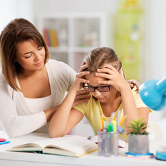 Обложка курса 'Тифлопедагогика: обучение, воспитание и сопровождение детей с нарушениями зрения'