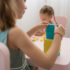 Обложка курса 'Логопедическая ритмика: диагностика и коррекция психомоторного развития детей'