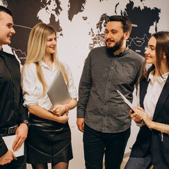 Обложка курса 'Профессиональные и культурные аспекты туризма: международные организации'