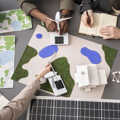 Обложка курса 'Экосистема визуальных коммуникаций: технологии и методы'