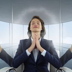 Обложка курса 'Внутренняя перестройка: как меняться без срывов и становиться сильнее в условиях стресса'