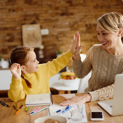 Обложка курса 'Мотивация, эмоциональное состояние и поддержка ребёнка в учёбе'