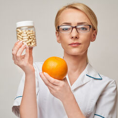 Обложка курса 'Пищевые добавки, жиры и витамин С в питании человека'