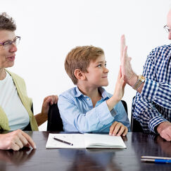 Обложка курса 'Психология возрастного развития: от младшего школьного возраста до старости'