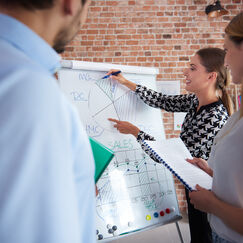 Обложка курса 'Методы стратегического планирования и целеполагания в организации'