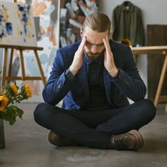 Обложка курса 'Психологическая саморегуляция и восстановление: методы преодоления кризисных состояний'