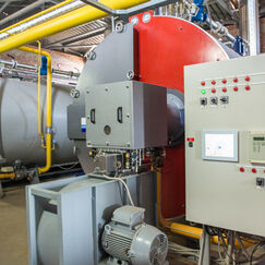 Обложка курса 'Теплоэнергетика и теплотехника: эксплуатация тепловых сетей и водогрейных котлов'