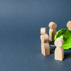 Устойчивое развитие и корпоративная социальная ответственность: принципы, стандарты, стратегии