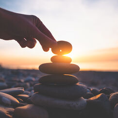 Обложка курса 'Психология: практики осознанной заботы о себе'