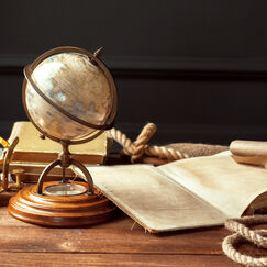 Обложка курса 'Ювенальное право и политика: защита прав и интересов несовершеннолетних в России'