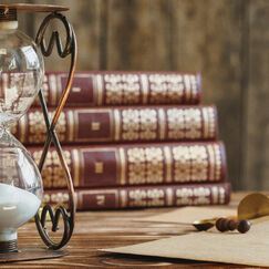 Обложка курса 'Ювенальное право и технологии защиты несовершеннолетних'