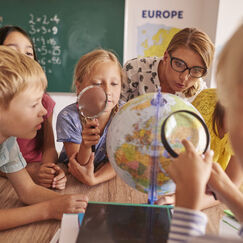 Обложка курса 'Изучение объектов Всемирного наследия в курсе «Окружающий мир» начальной школы'