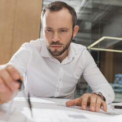 Обложка курса 'Организация и управление инженерными изысканиями'