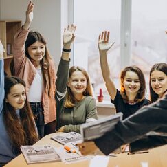 Обложка курса 'Методы билингвального обучения иностранным языкам'