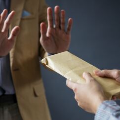 Обложка курса 'Организация противодействия коррупции в системе государственного и муниципального управления'