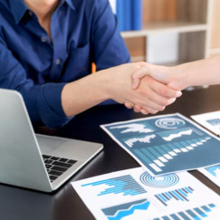 Управление продажами и клиентскими отношениями с использованием CRM-системы