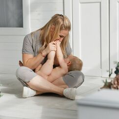 Обложка курса 'Осознанное родительство: баланс любви, заботы и самостоятельности'