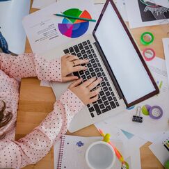 Обложка курса 'Digital-маркетинг: набор эффективных инструментов'